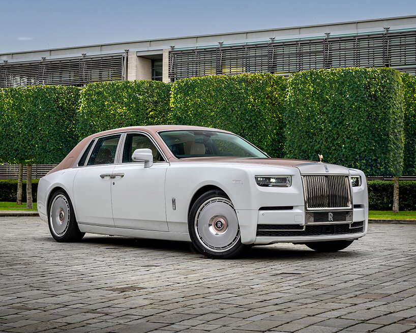 Rolls Royce Phantom chauffeur vehicle